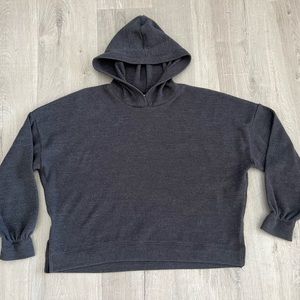 Abercrombie & Fitch Soft & Cozy Hooded Oversized Cropped 3/4 Sleeve Knit Sweater